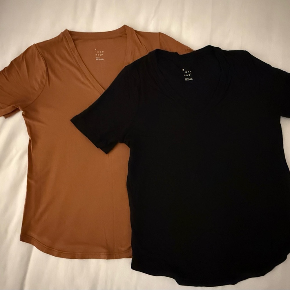 BUNDLE OF a new day Women's Short Sleeve Tees - Black and Brown